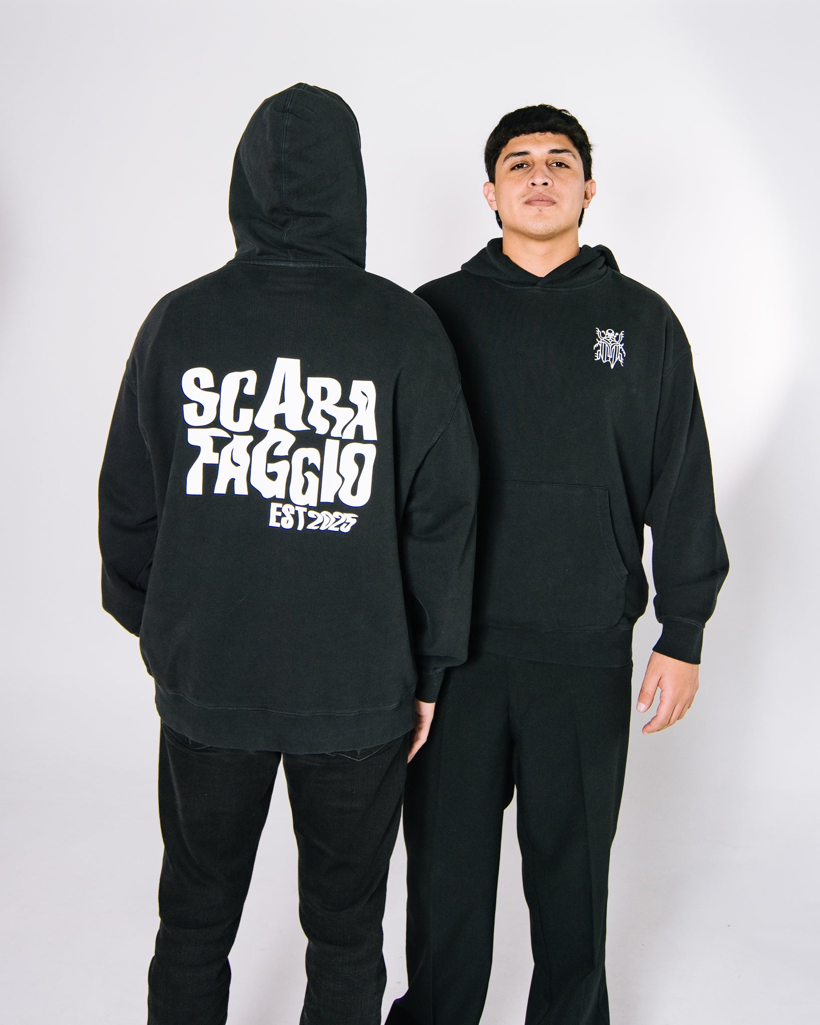 Nido Negro Hoodie