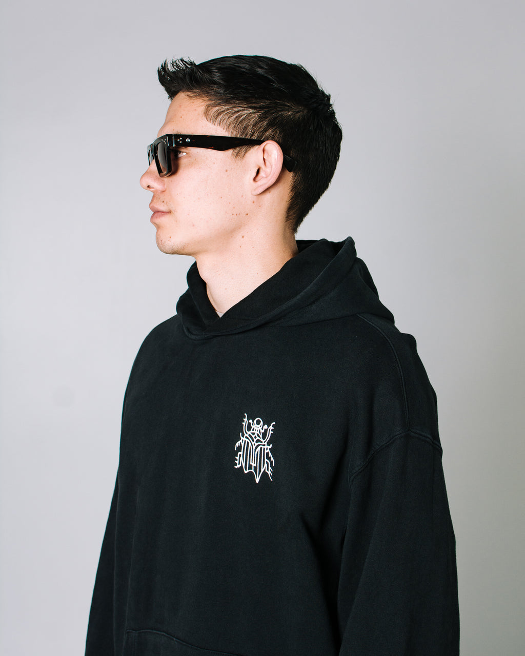 Nido Negro Hoodie