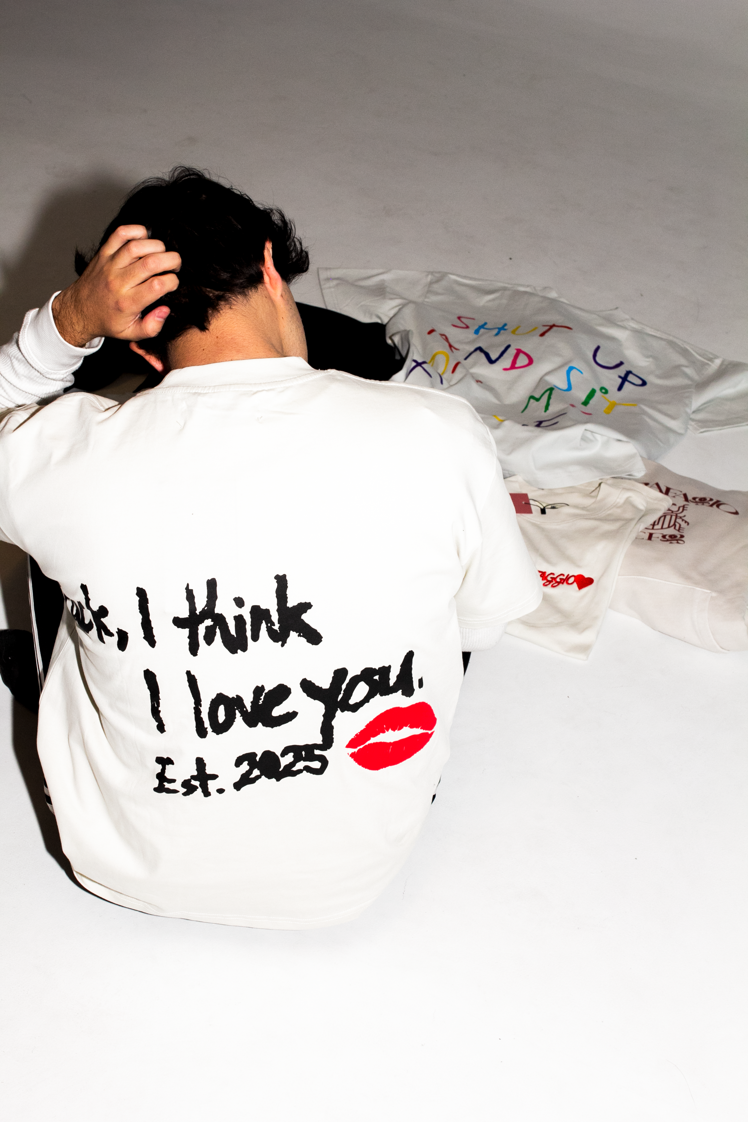 T-shirt Situationship